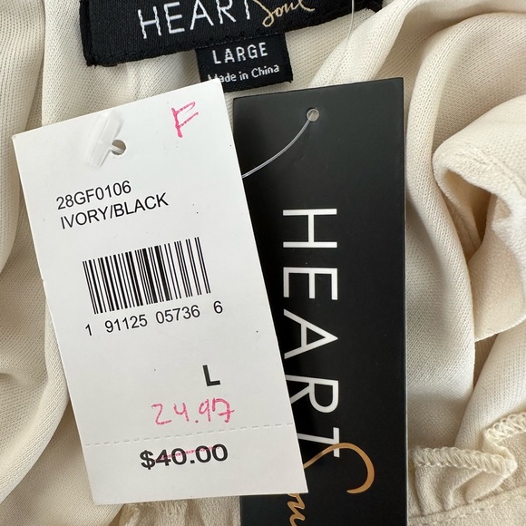 Heart Soul Ivory/Black Shift Dress Embroidered  Sleeveless Keyhole Size Large - Picture 11 of 13